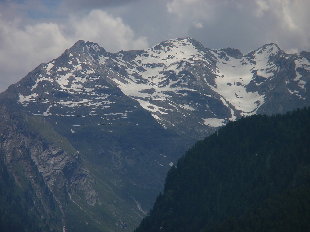 Mountain view on SS44 Italy 5.7.10.JPG